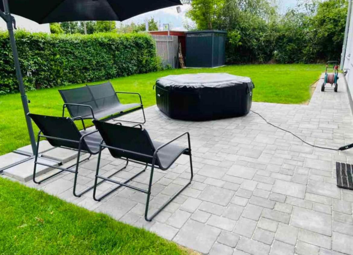 Haushalfte Mit Garten, Kamin, Grill & Whirlpool Nahe Ber Villa Berlin Eksteriør bilde